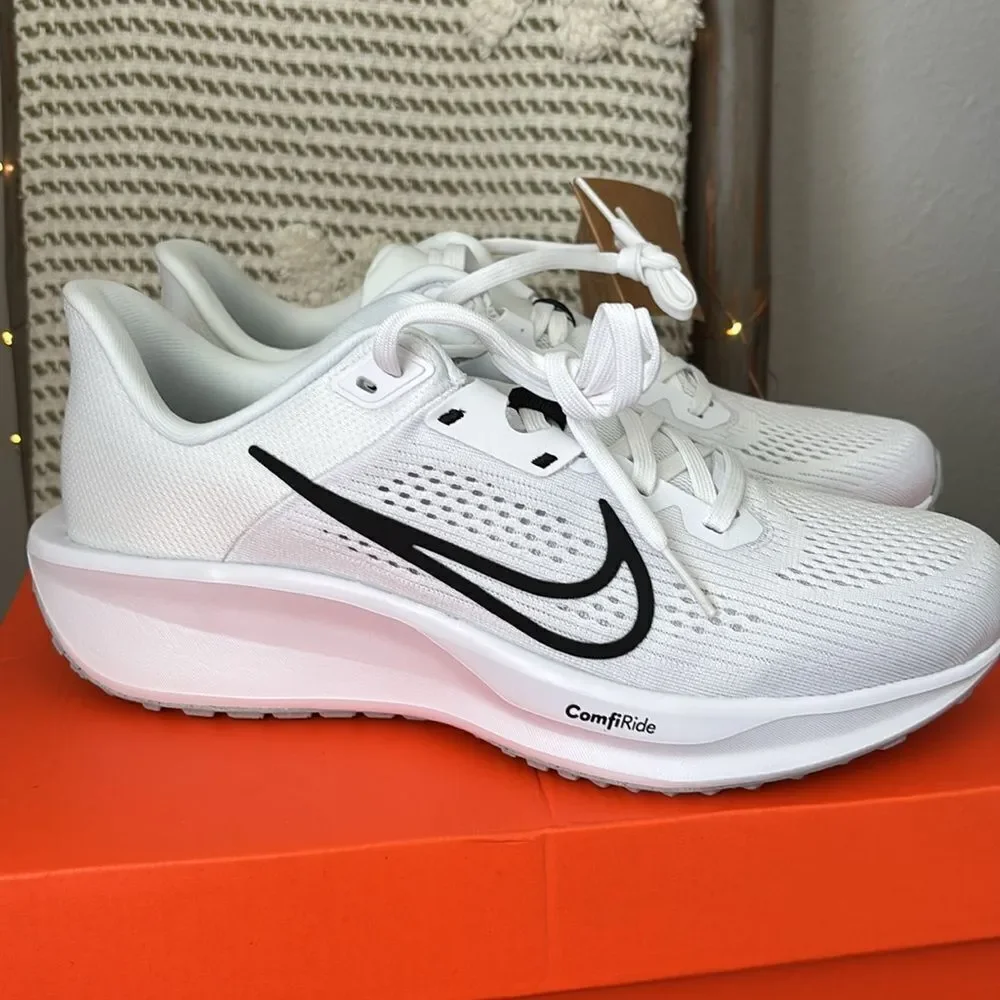 Nike Quest 6 Sneakers